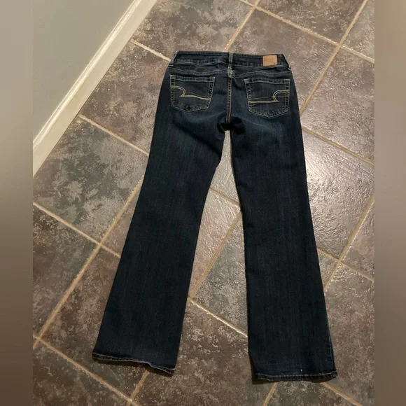 American Eagle Favorite Boyfriend Style Jeans Size 2 - Picture 6 of 12